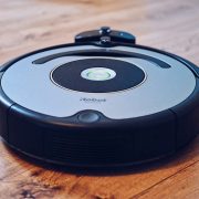 Aspirapolvere wireless: aspirapolvere senza fili o robot?