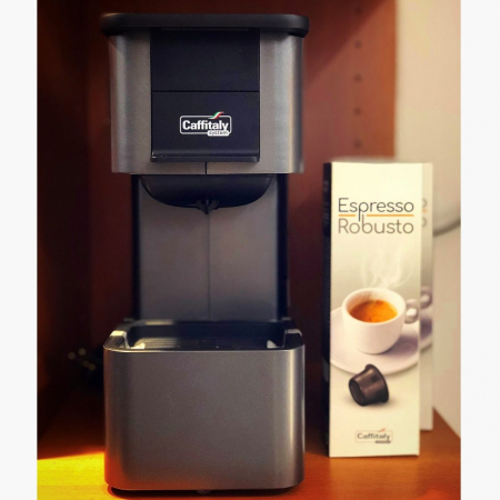 Macchina da Caffè IRIS S27 CARBON/NERO Caffitaly + 120 capsule Caffè Robusto