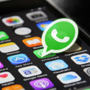 Sticker animati e QR Code arrivano su Whatsapp